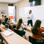 Estudiantes Universitarios